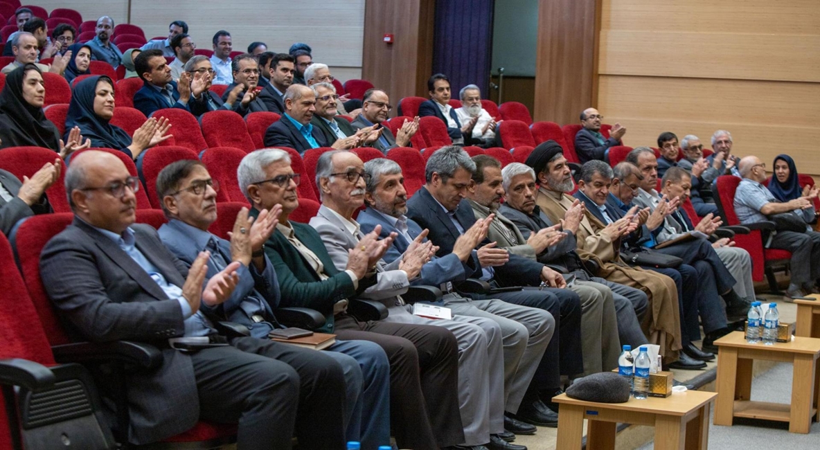  نشست هم‌اندیشی اعضای هیأت علمی دانشگاه برگزار شد
